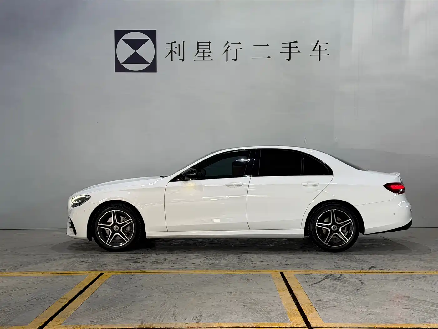 Mercedes-Benz E-Class (Import) 2021 E 260 Fashion Sport Edition фото 17