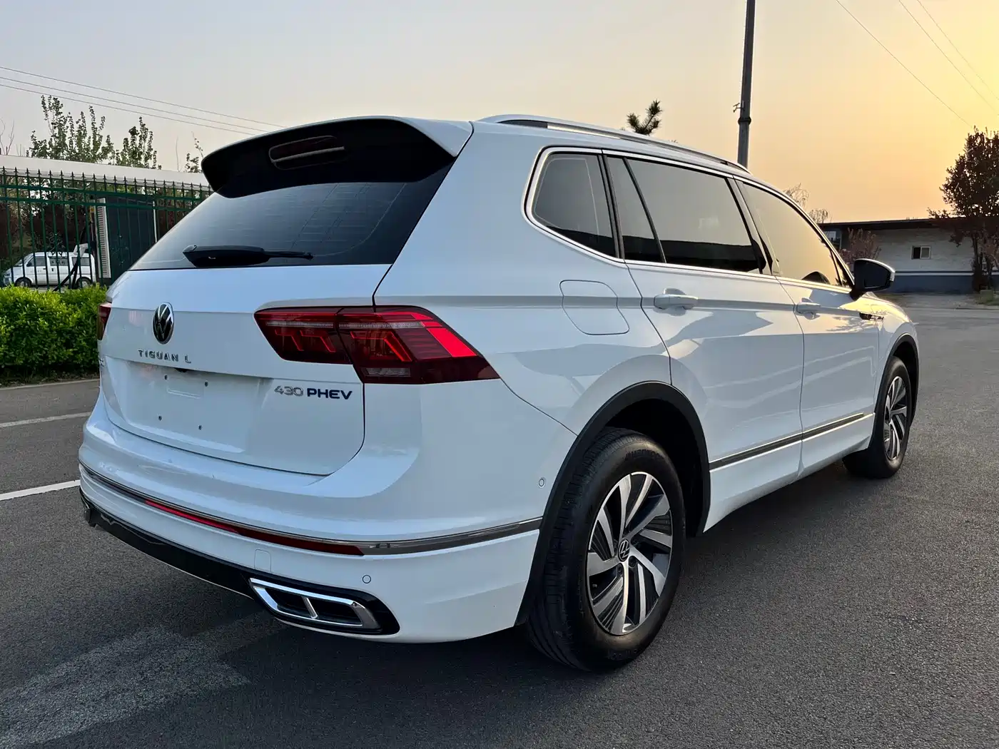 VOLKSWAGEN TIGUAN L NEW ENERGY