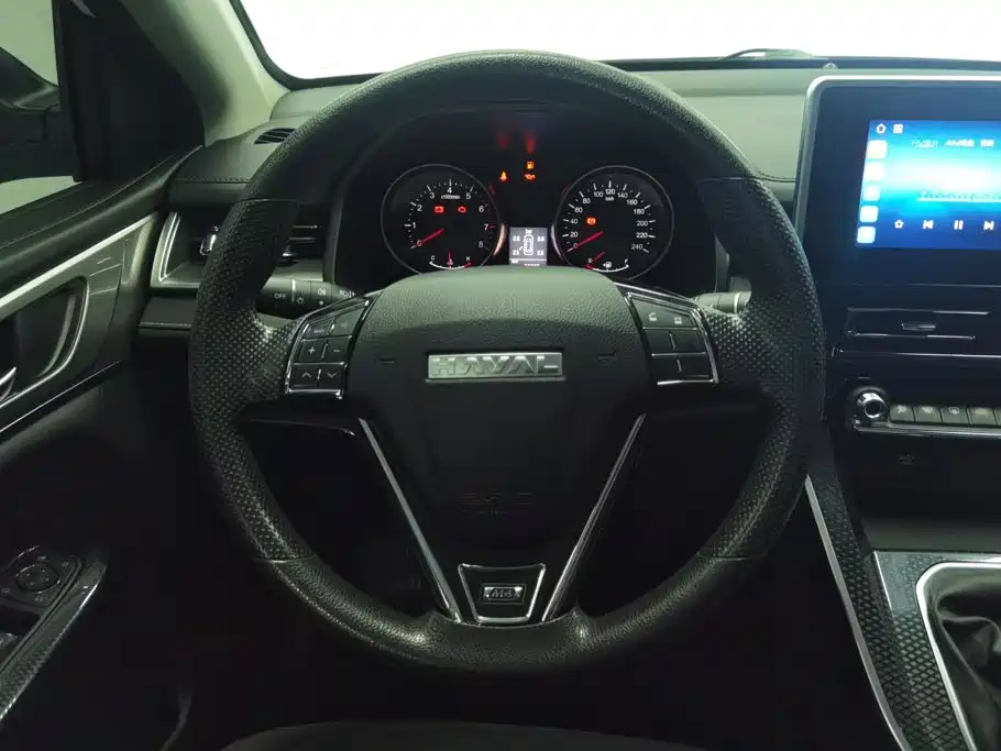 Haval M6 2024 2023 PLUS 1.5T Manual Elite Smart Connect
