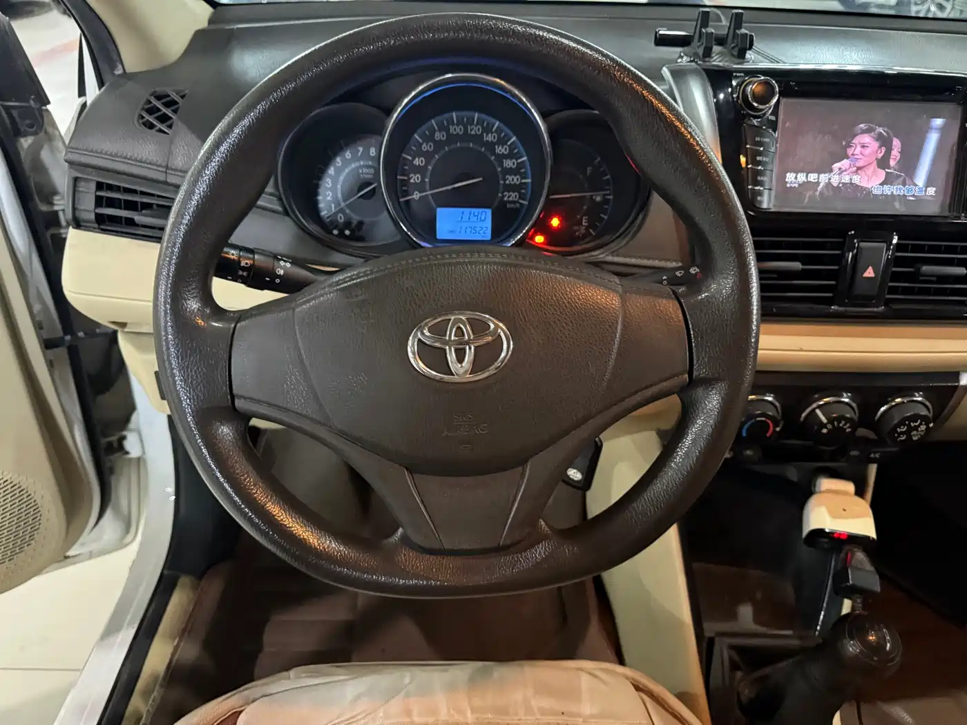 Toyota Vios 2014 1.3L Automatic Stylish Edition фото 7