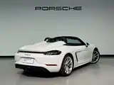 Photo 7 - Porsche 718