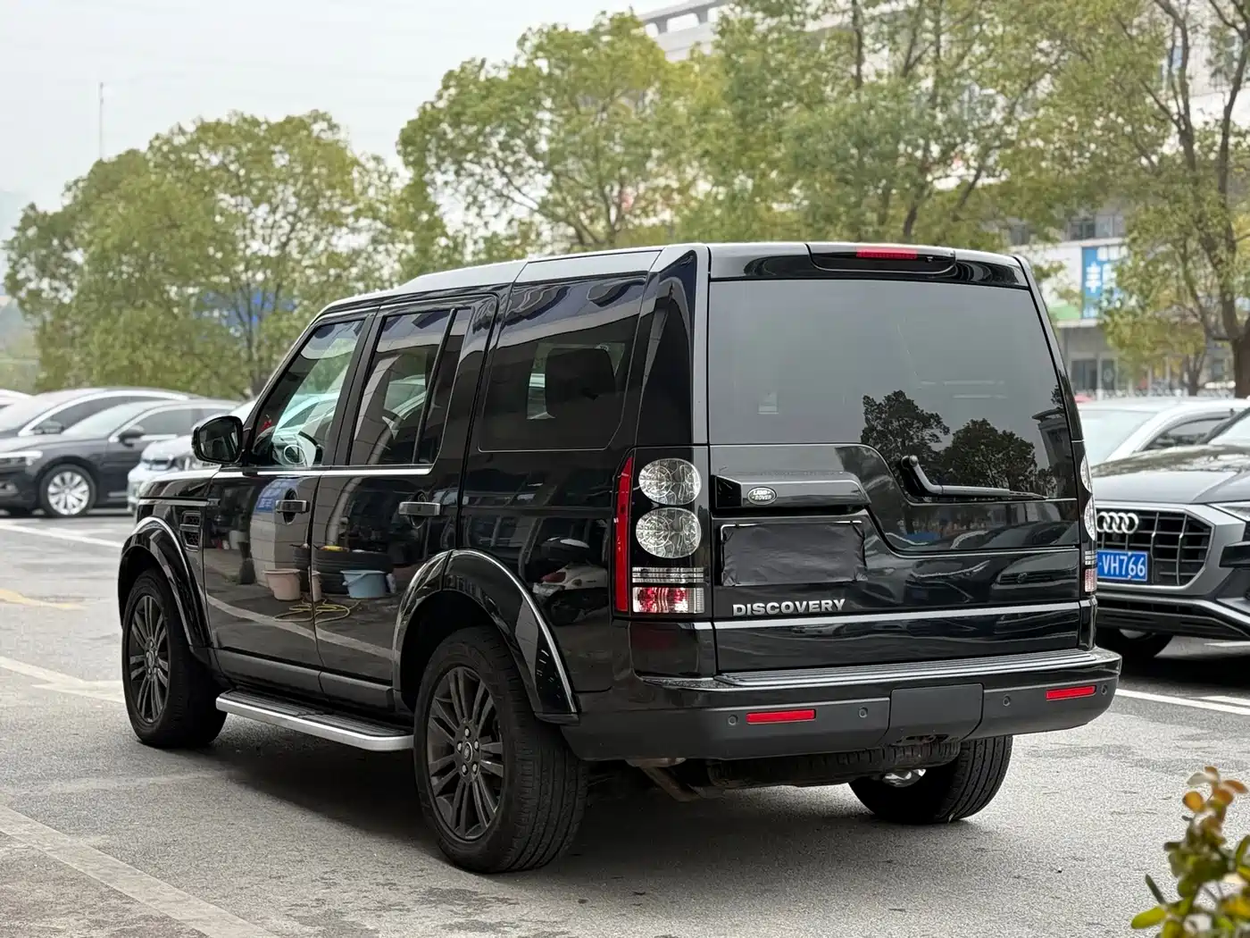 Land Rover Discovery 2015 3.0 SC V6 SE фото 9