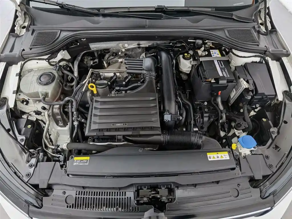 Volkswagen Golf 2021 280TSI DSG R-Line фото 6