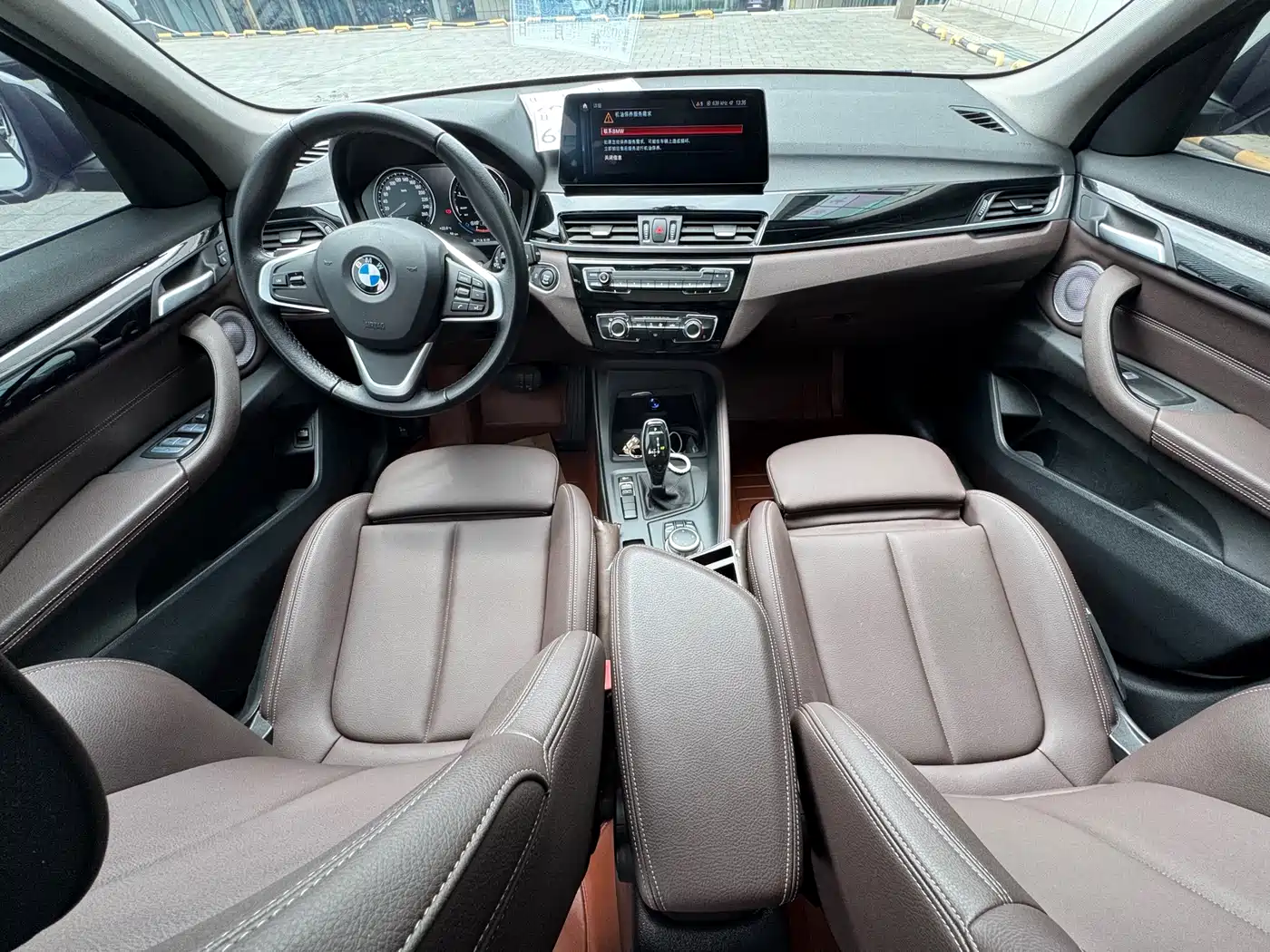 BMW X1 2022 sDrive20Li Fashion фото 5