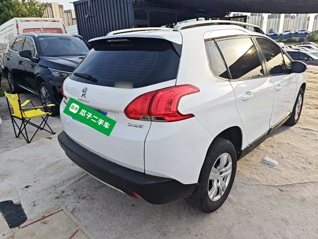 صورة 5 - Peugeot 2008