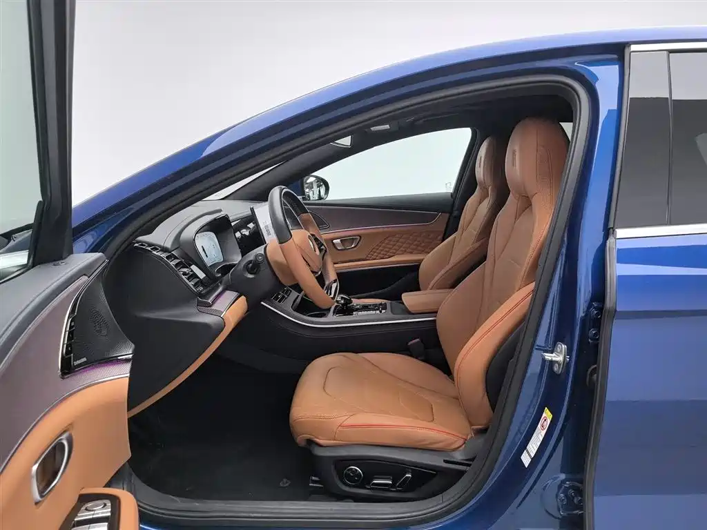 BYD Han 2022 DM-i 242KM Flagship фото 10