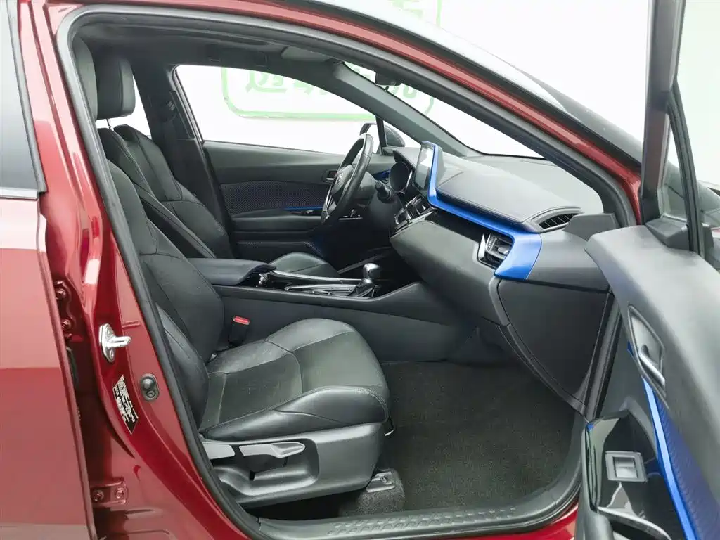 Toyota IZOA 2020 2.0L Yi Chi Edition фото 23