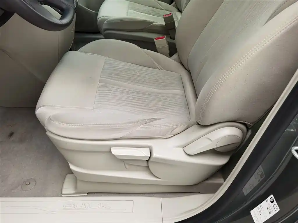 Buick GL8 2018 ES 28T Comfort Type China VI фото 20