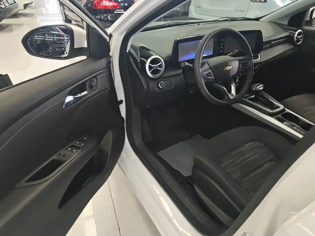 Chevrolet Monza 2024 2024 1.5L Dual-Clutch Enjoyment Edition