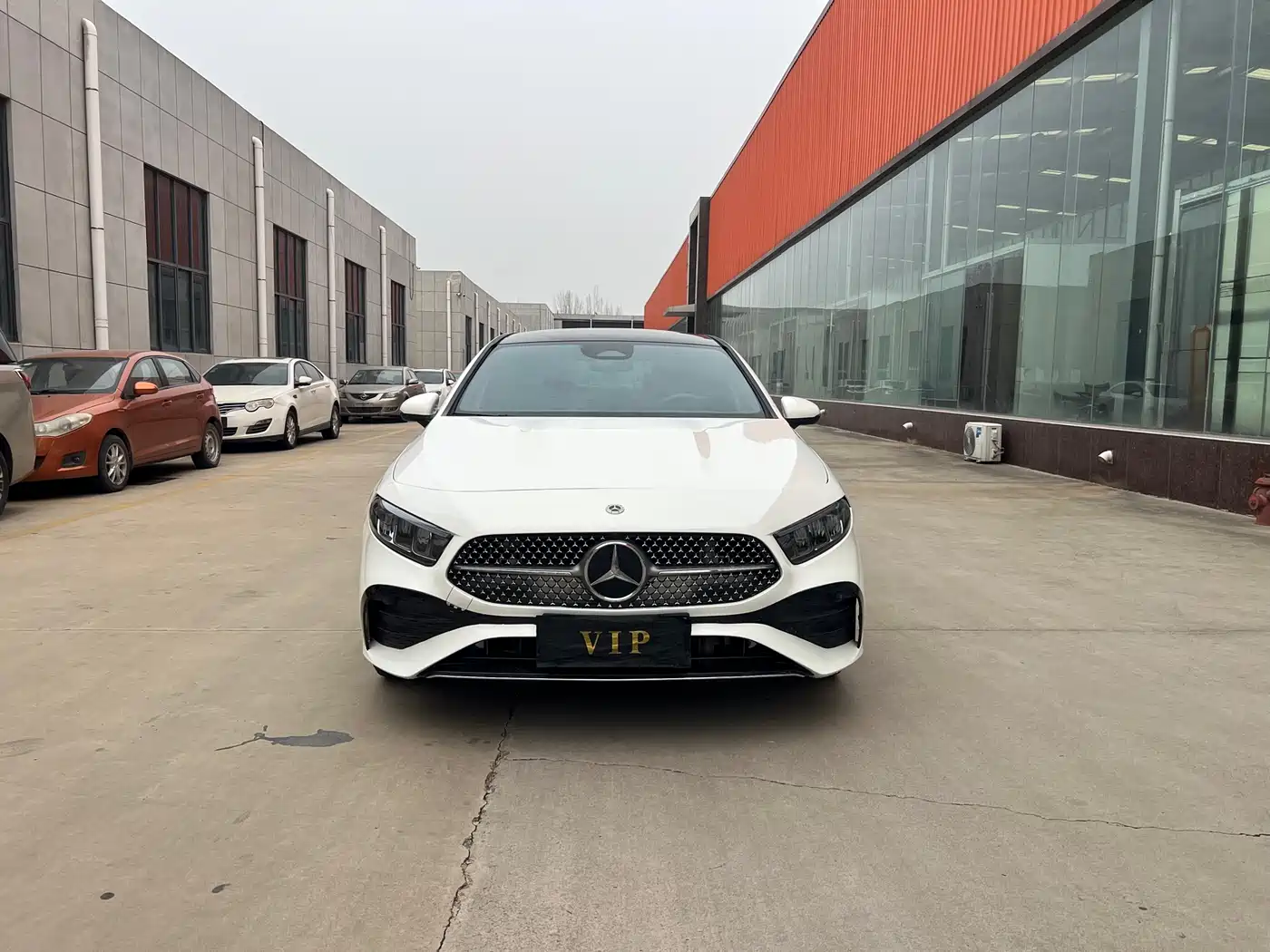 Mercedes-Benz A-Class 2023 A 200 L Fashion фото 3