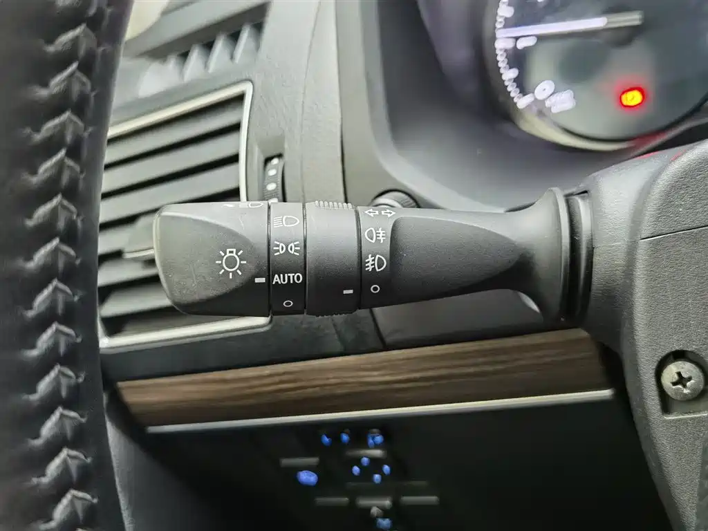 Toyota Prado 2018 3.5L Auto TX-L фото 21