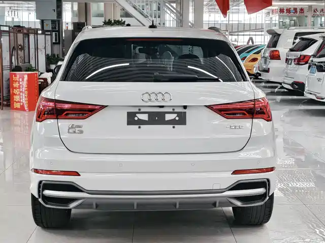 Audi Q3 2022 35 TFSI Fashion Dynamic — фото 5