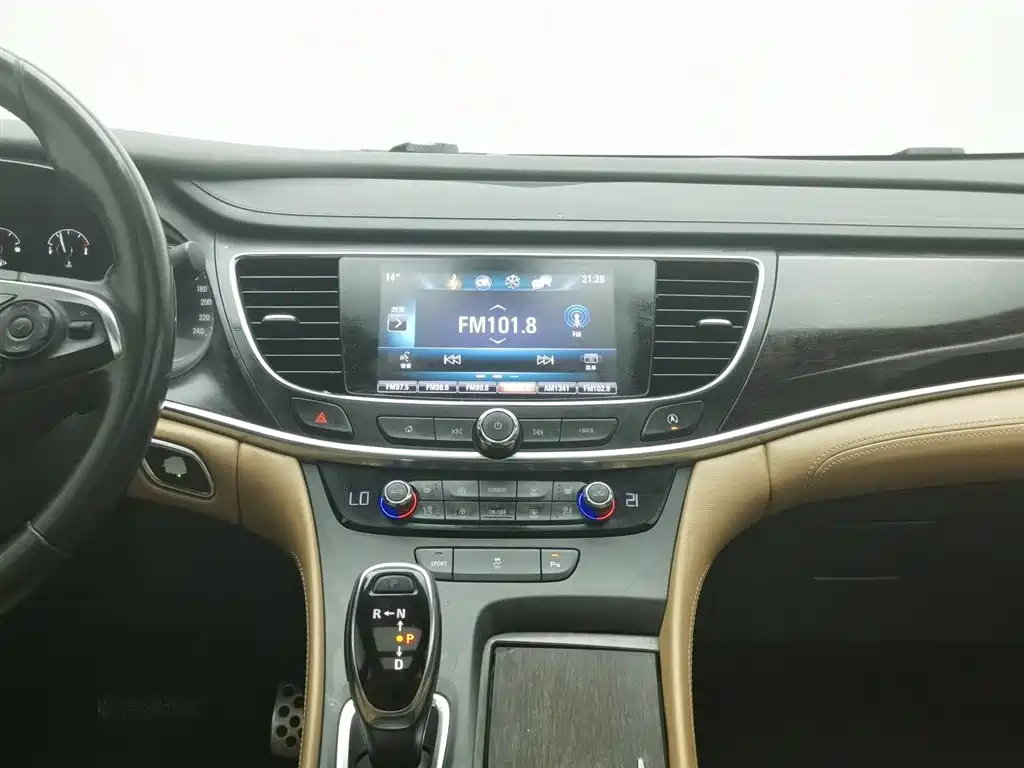 Buick LaCrosse 2016 Model 28T Elite фото 12