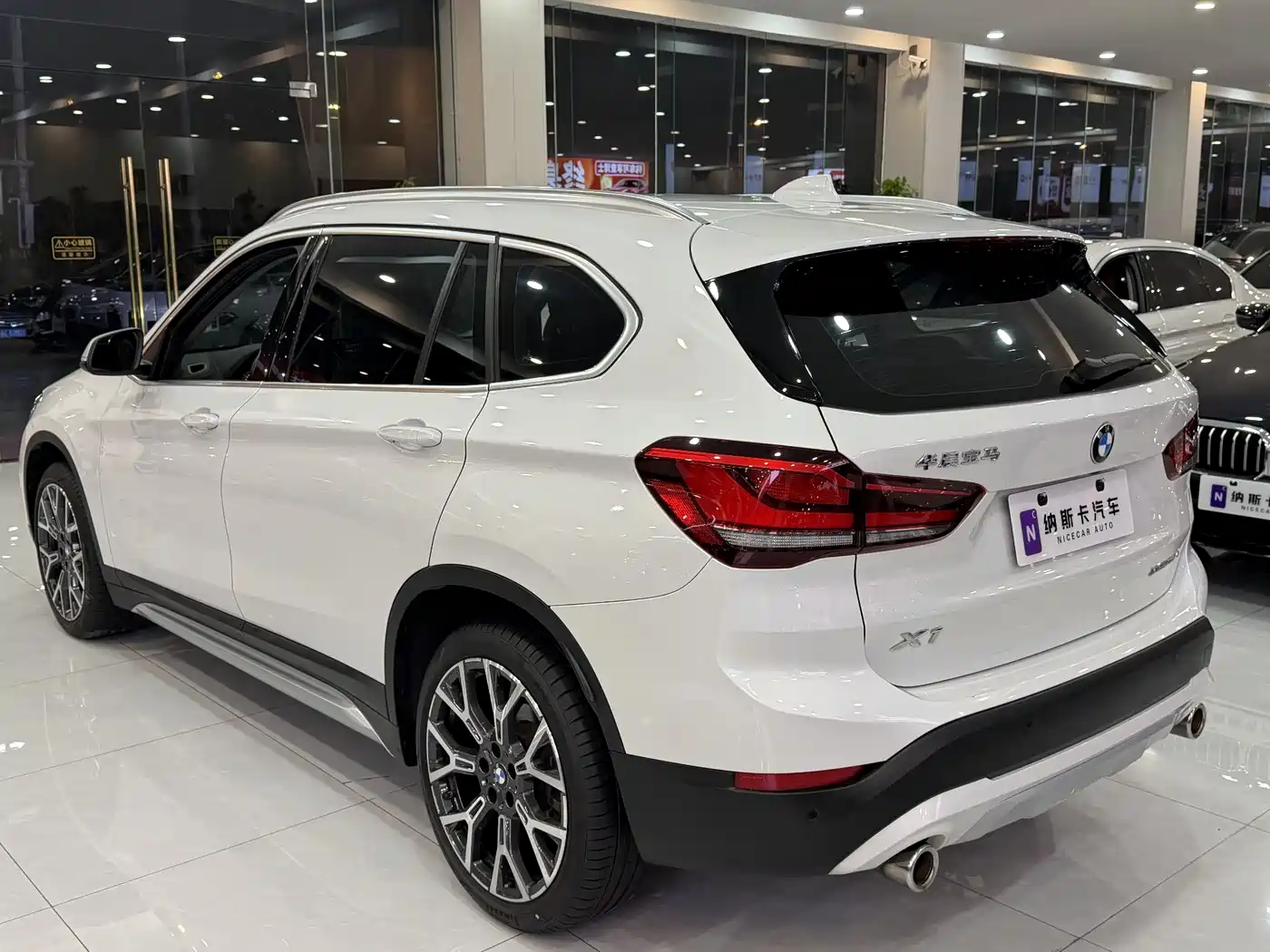 BMW X1 2021 xDrive25Li Exclusive фото 5