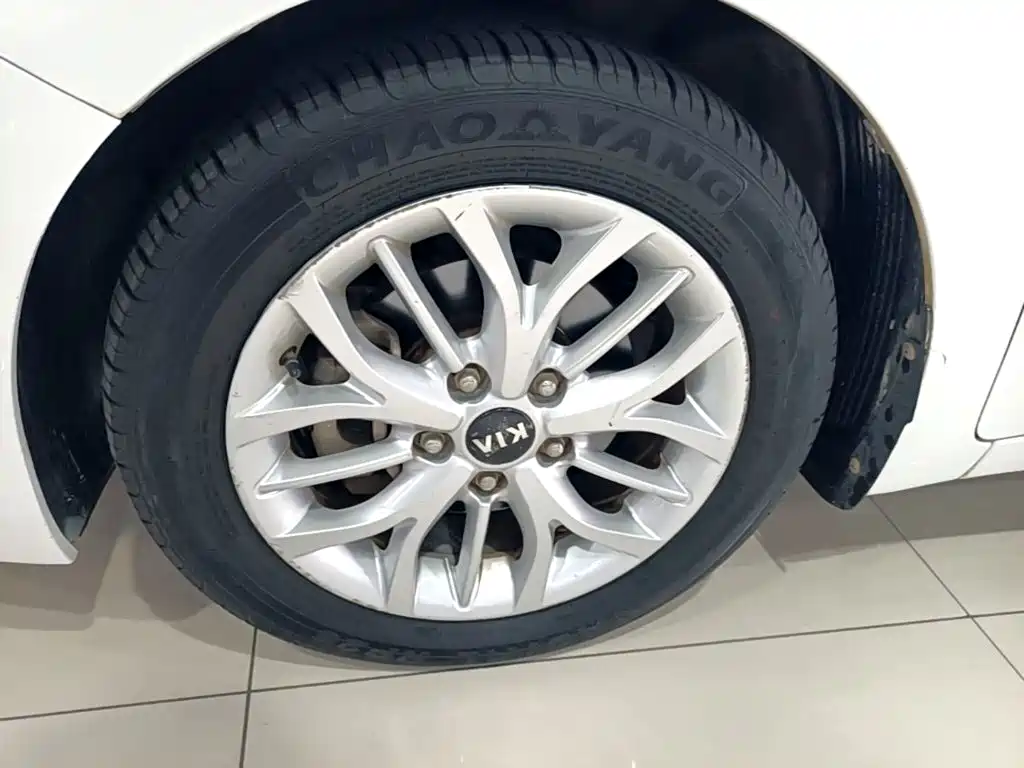 Kia K3S 2015 2014 1.6L Automatic GLS