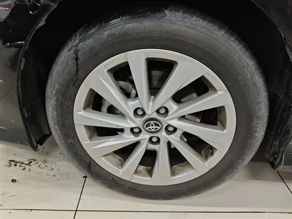 Toyota Camry 2021 2.0G Luxury Edition фото 22