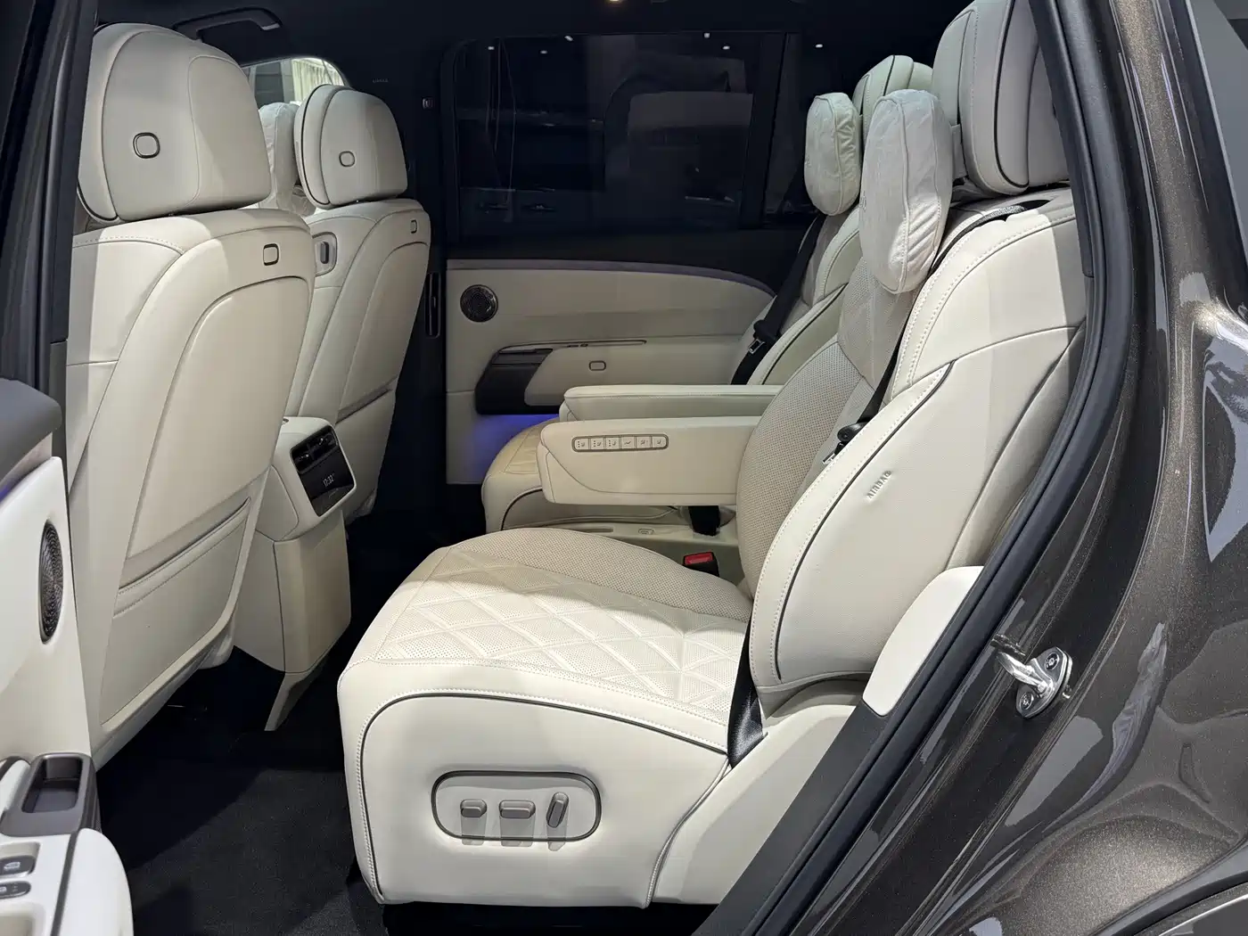 Li Auto Li Xiang L9 2026 2026 Base Model