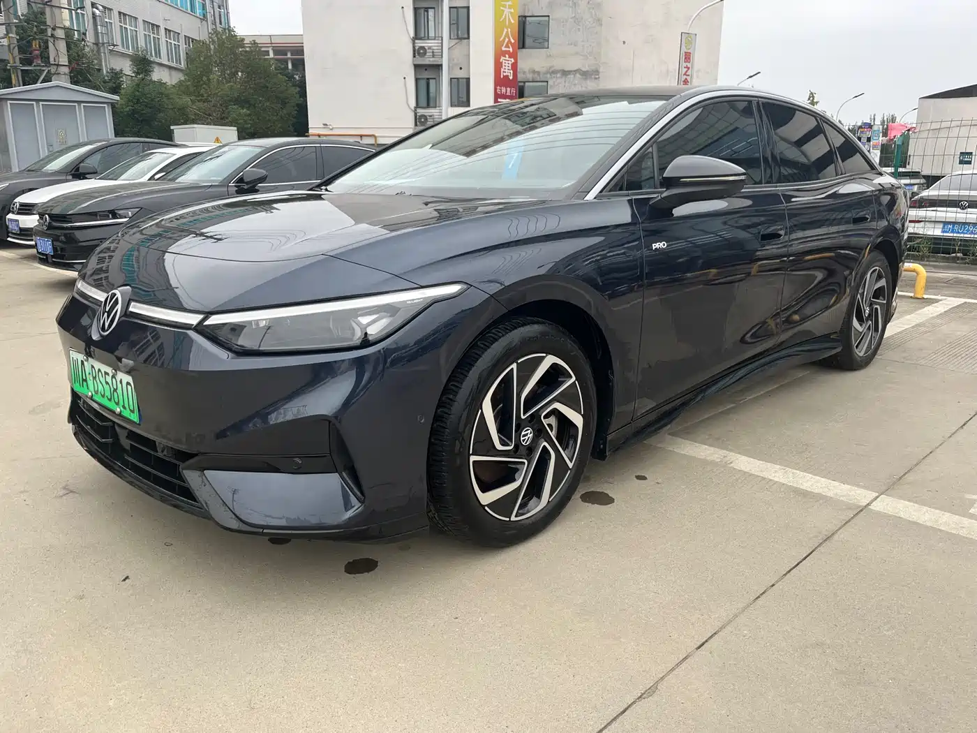 VOLKSWAGEN ID.7 VIZZION