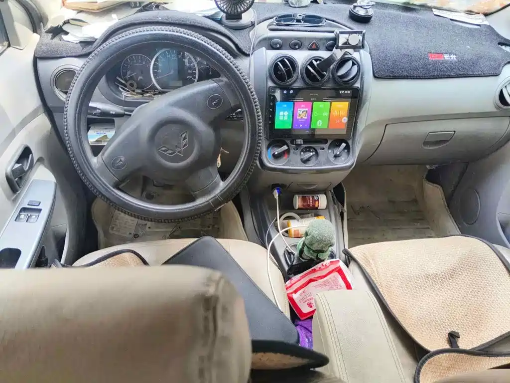 Wuling Motors Wuling Hongguang 2013 2010 1.2L Basic (China IV)