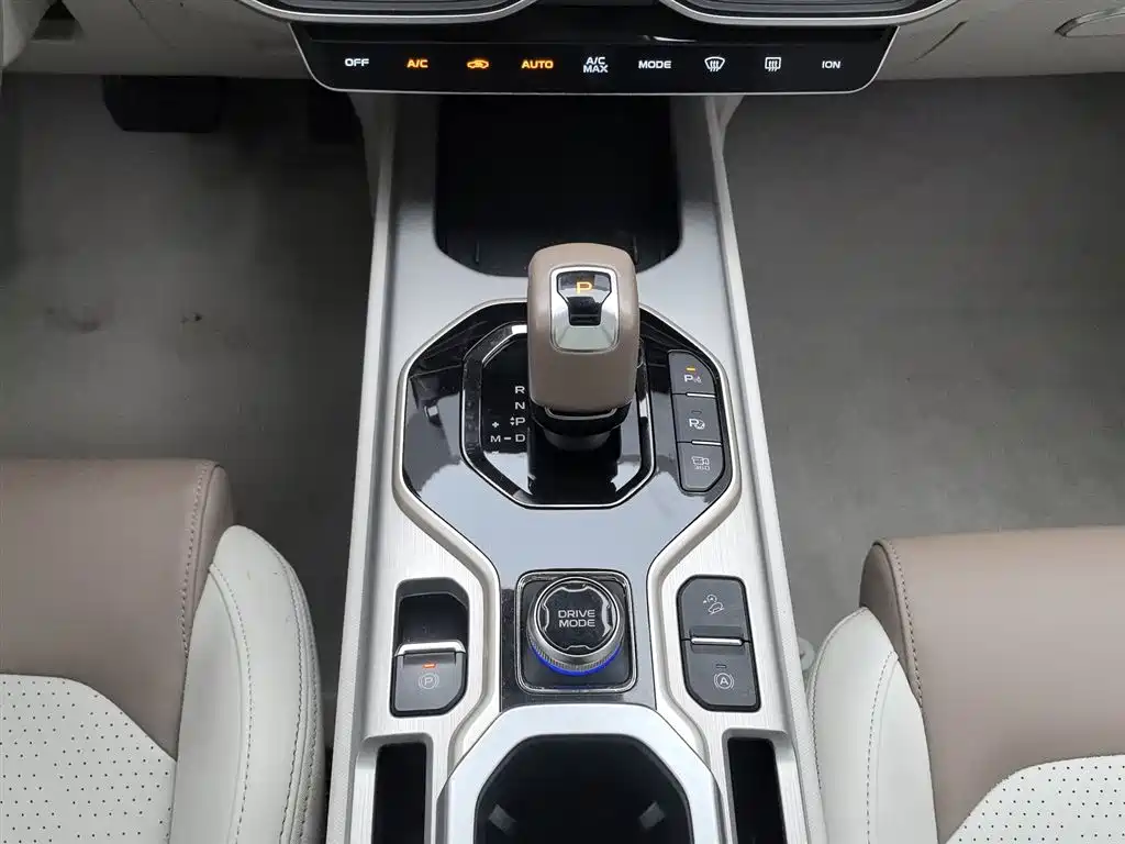 GEELY AUTOMOBILE GEELY ICON