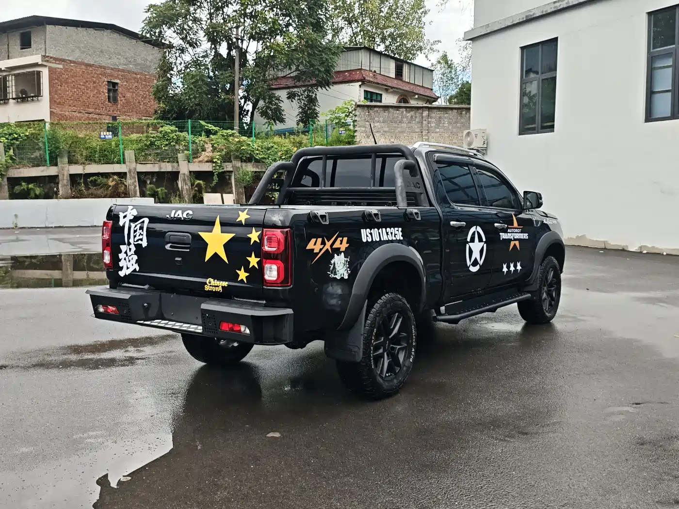 JAC Motors JAC T8 2025 2024 2.0T PRO Automatic Night Hawk Diesel 4WD Obsidian Edition Double Cab