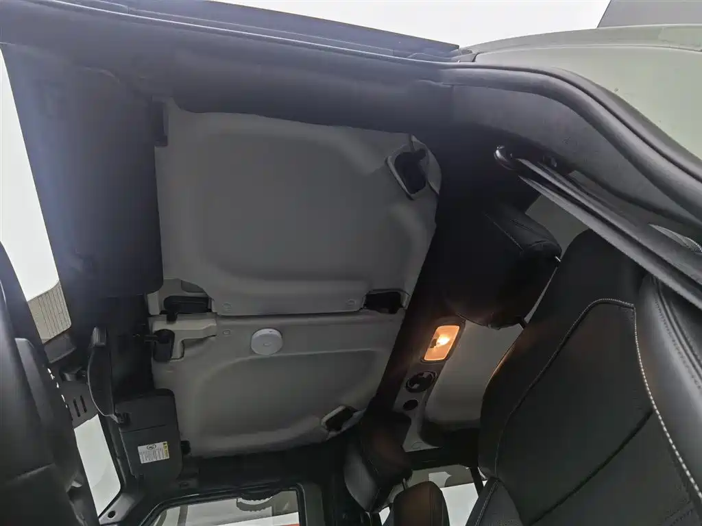 BAIC ORV Beijing Offroad BJ40 2024 Model 2.3T Rainforest Edition фото 14