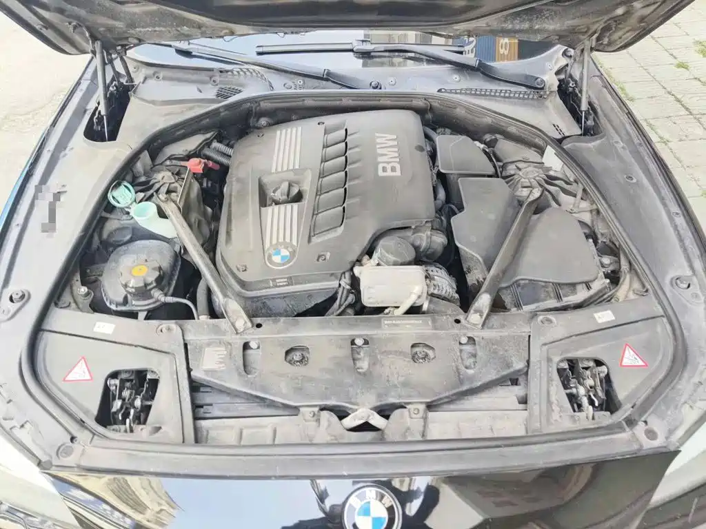 Фото 3 - BMW 5 Series