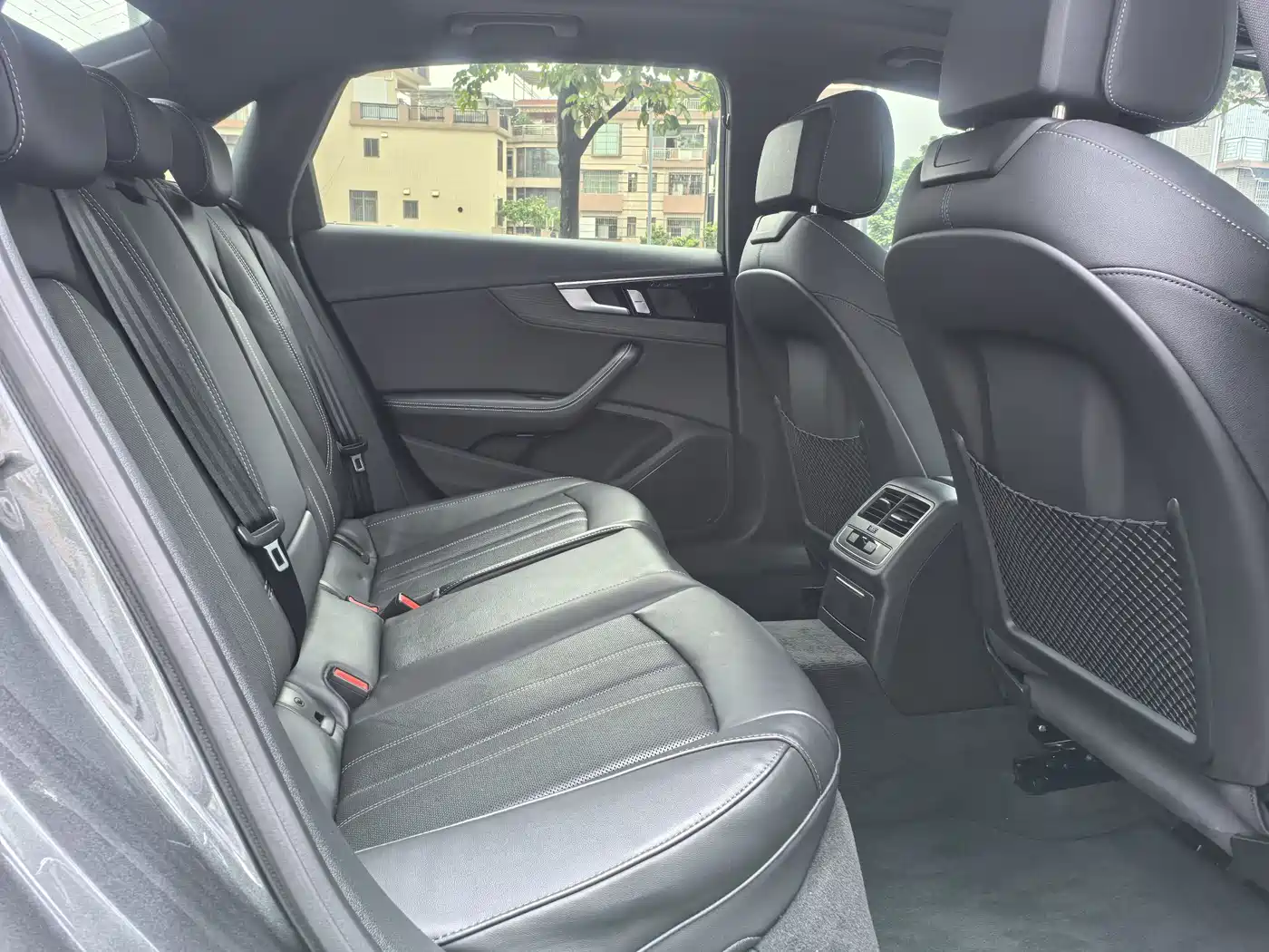 Audi A4L 2024 40 TFSI Luxury Dynamic фото 10