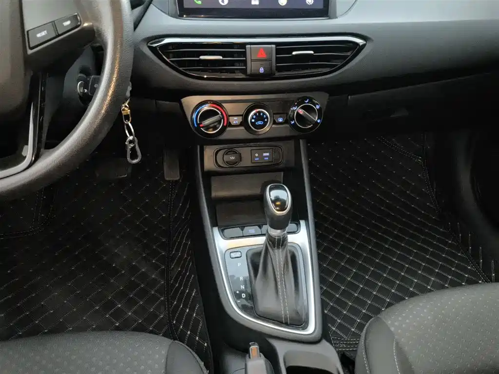 Hyundai Elantra 2018 1.6L Auto Joy GL (China V) фото 10