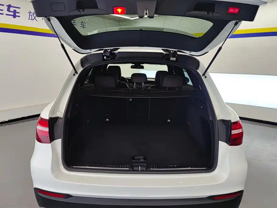 Mercedes-Benz GLC 2019 Model GLC 200 L 4MATIC фото 4