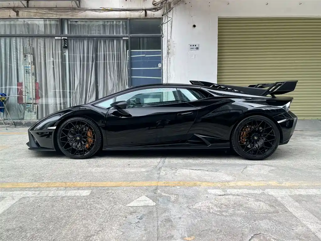 Lamborghini Huracán 2021 Huracán STO фото 13