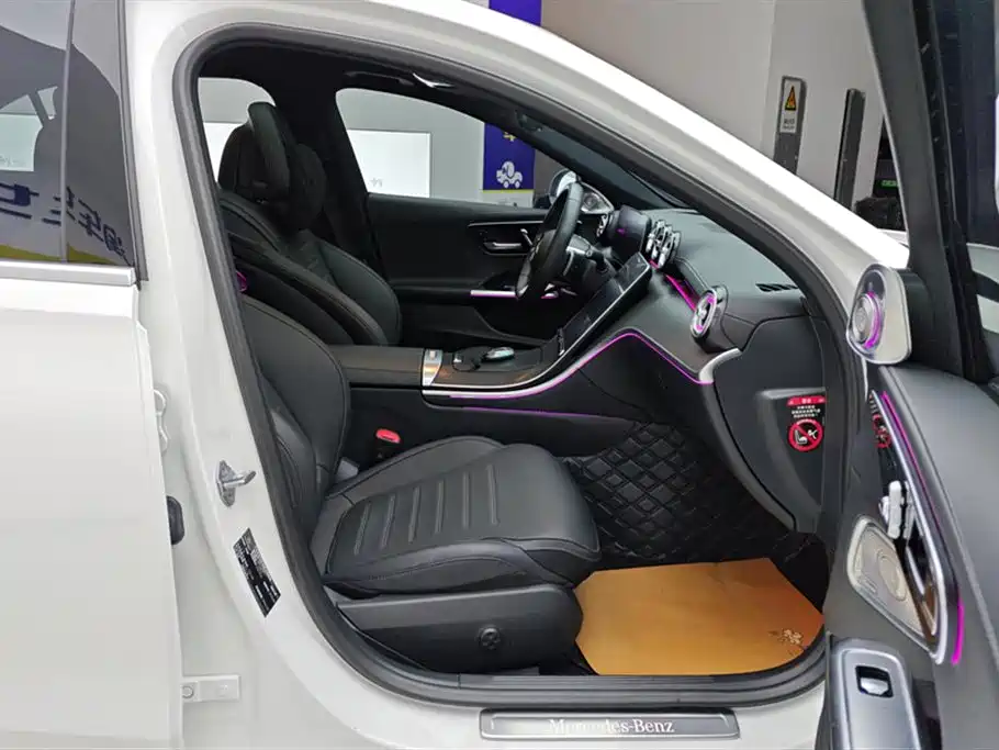 Mercedes-Benz C-Class 2024 C 260 L Sport фото 8