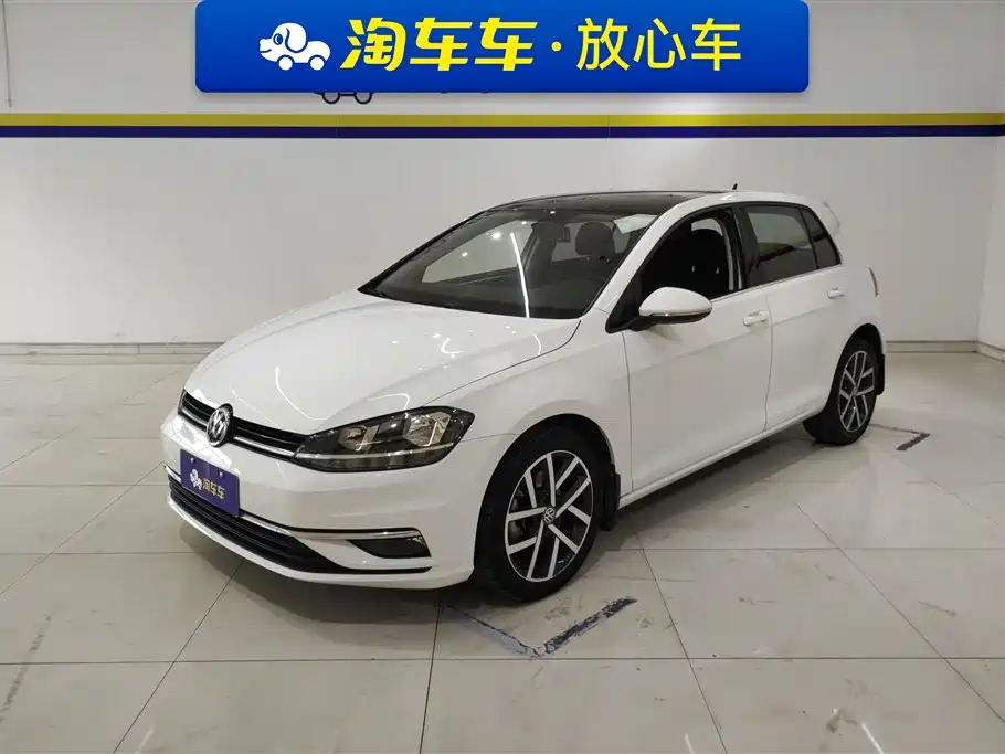 Volkswagen Golf 2020 200TSI DSG Comfort Progressive Edition