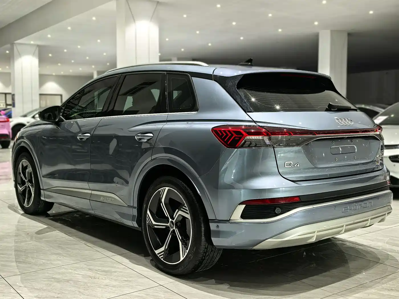 Audi Q4 e-tron 2023 40 e-tron Innovation Edition фото 6