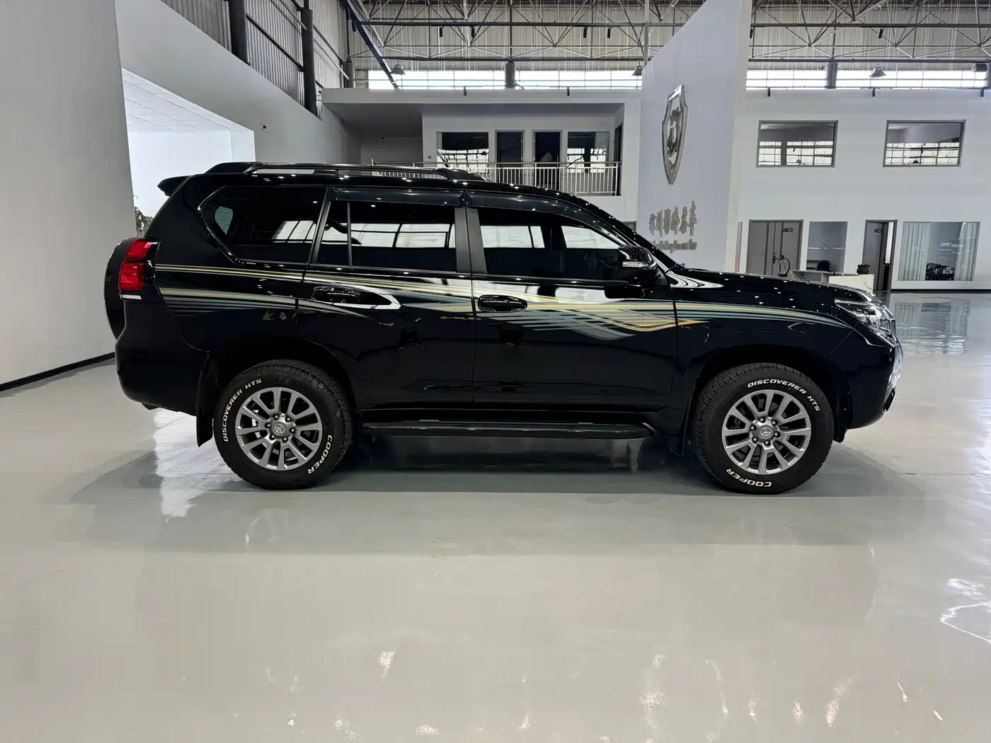 Toyota Prado 2014 4.0L Automatic TX-L фото 7