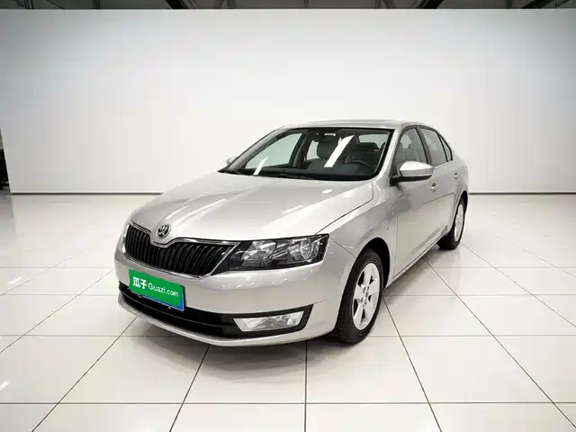 Škoda Rapid 2013 1.6L Automatic Smart Selection
