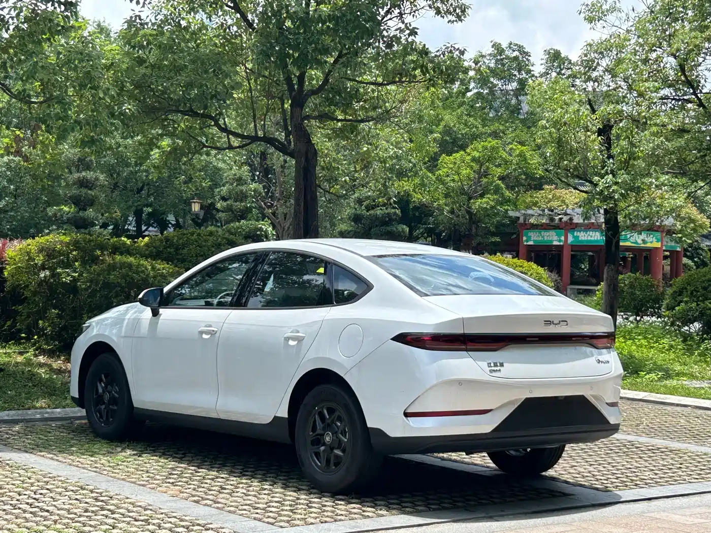 Фото 14 - BYD Qin PLUS