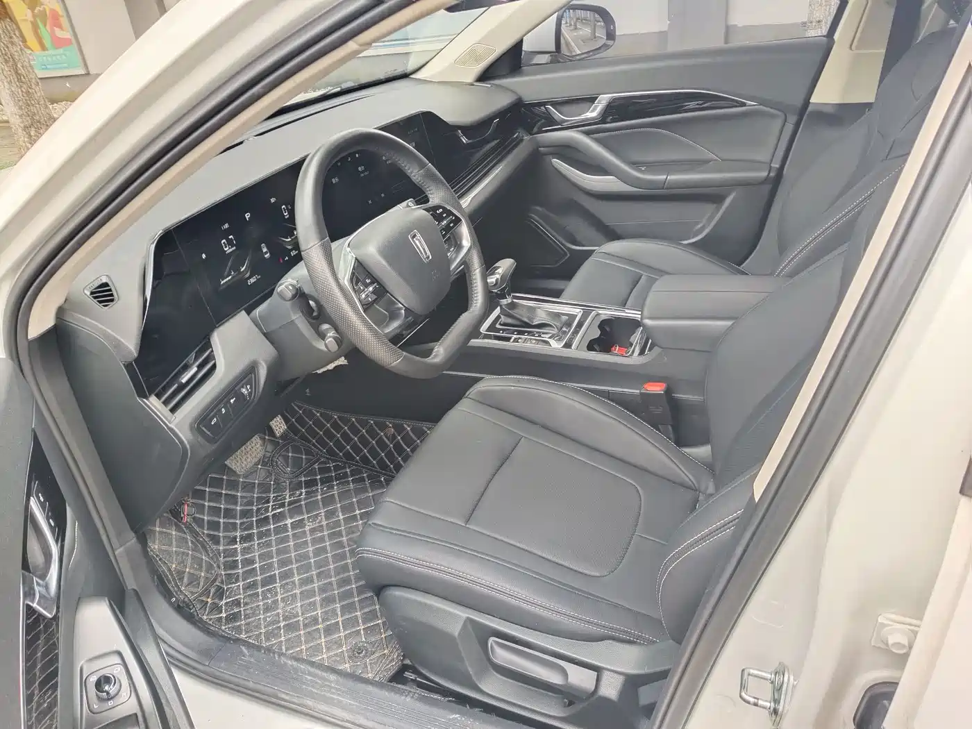 Фото 8 - Besturn B70