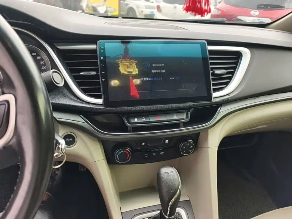 Фото 13 - Buick Excelle