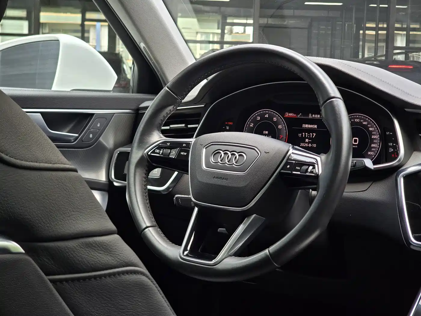 Фото 14 - Audi A6L