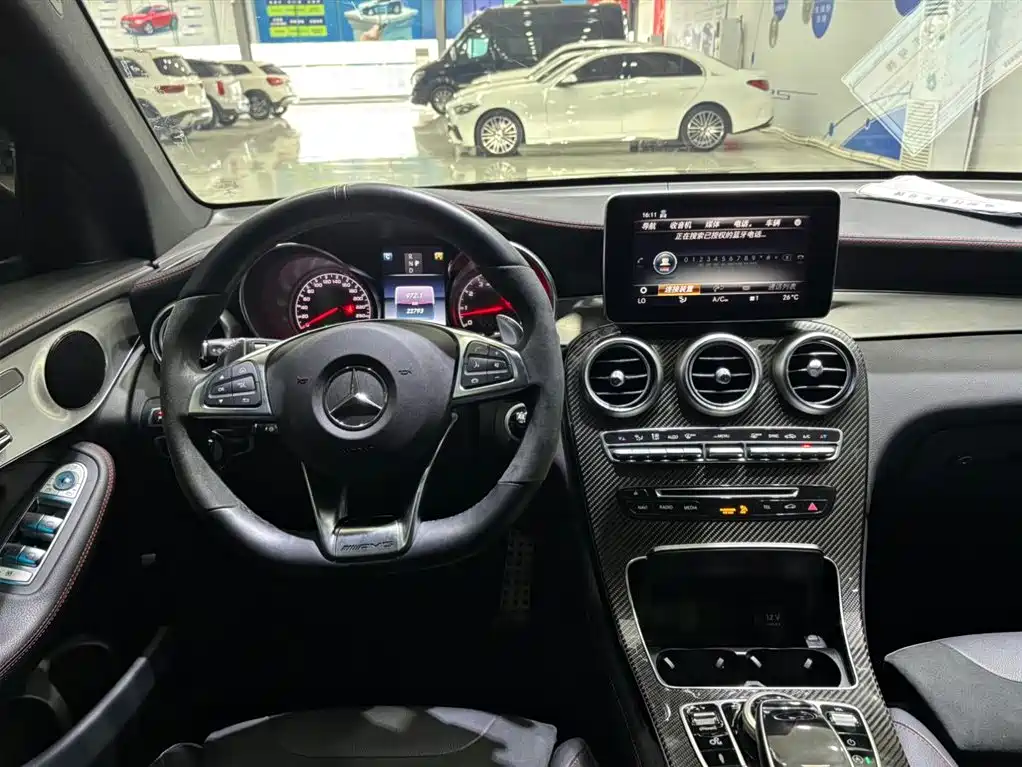 Mercedes-Benz GLC AMG 2017 AMG GLC 43 4MATIC фото 8