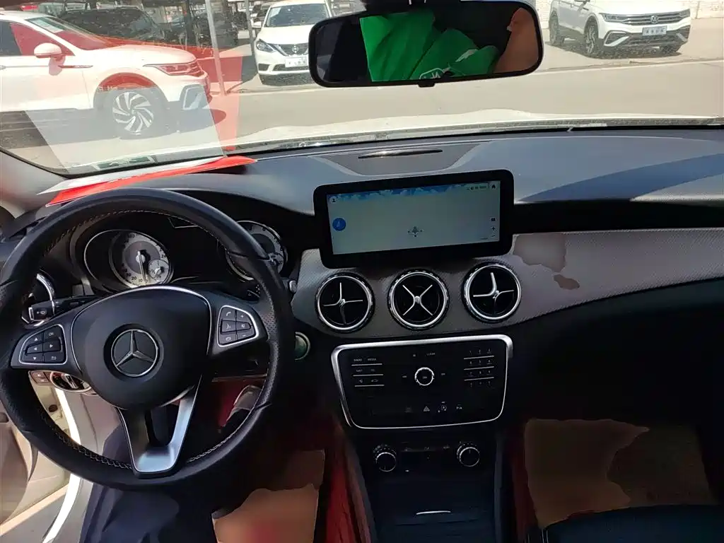 Mercedes-Benz GLA 2016 GLA 200 Dynamic фото 10