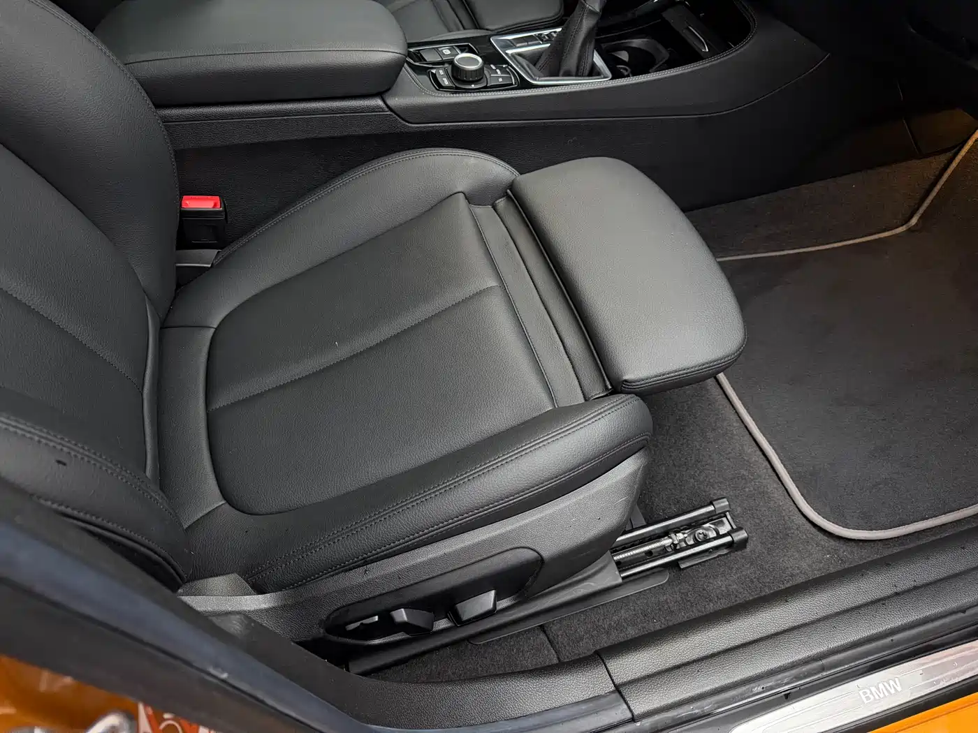 BMW 1 Series 2017 118i Sport фото 20