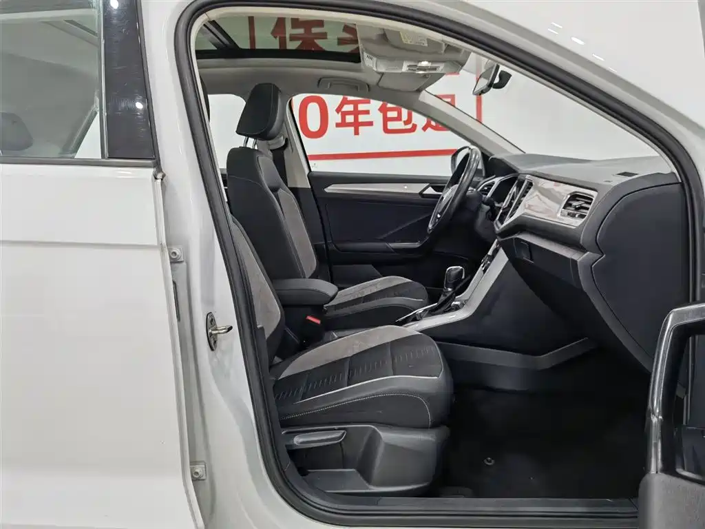 Volkswagen T-ROC 2022 280TSI DSG 2WD Elite PLUS фото 23