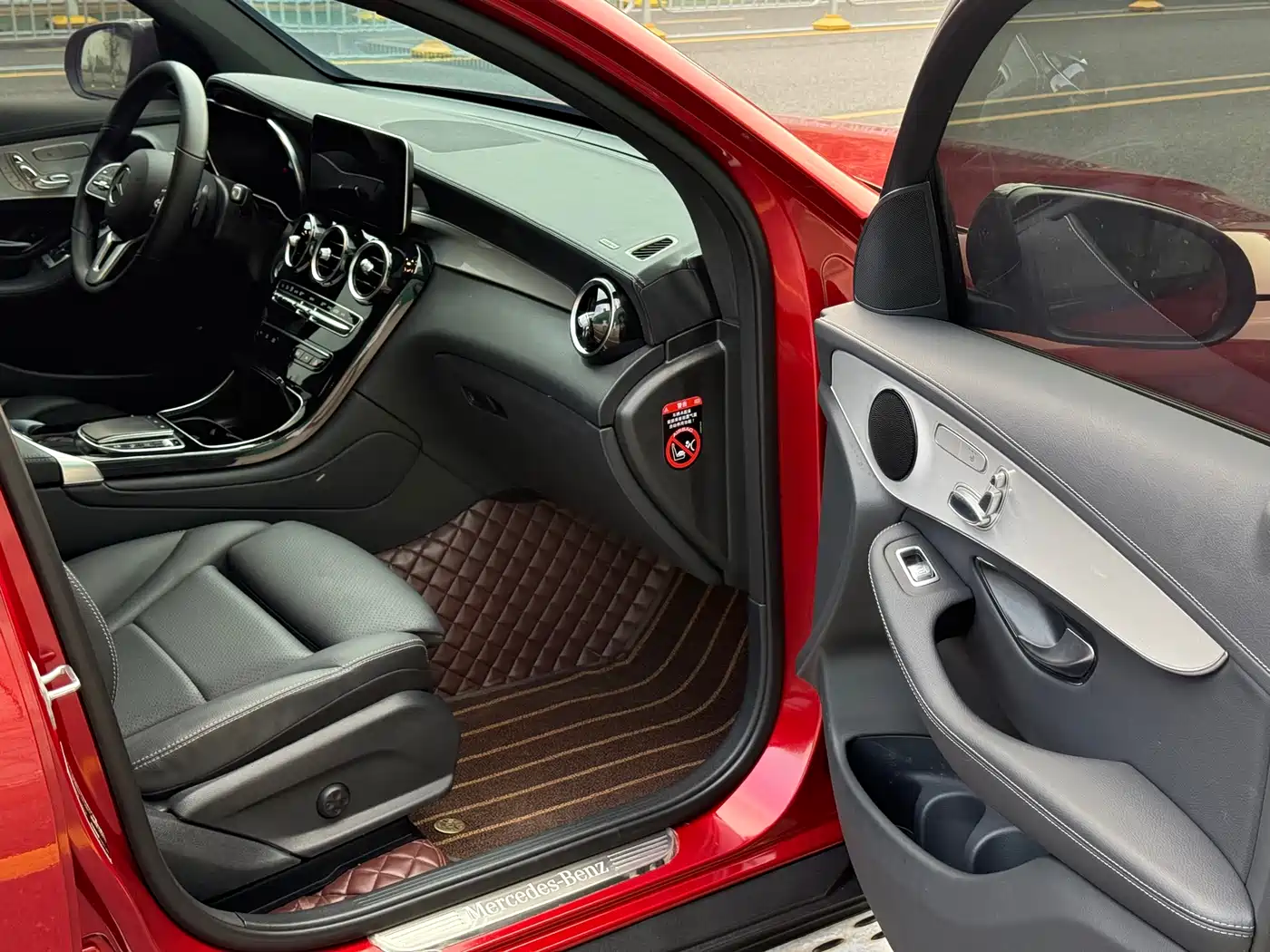 Mercedes-Benz GLC Coupe 2021 GLC 260 4MATIC Coupe SUV фото 10