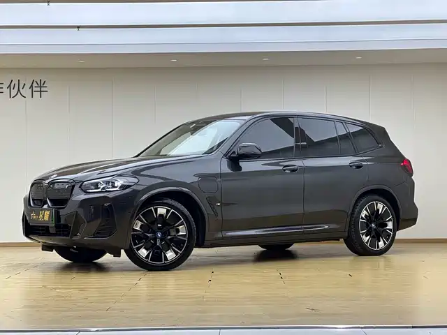 BMW iX3 2022 Innovation Leader — фото 1