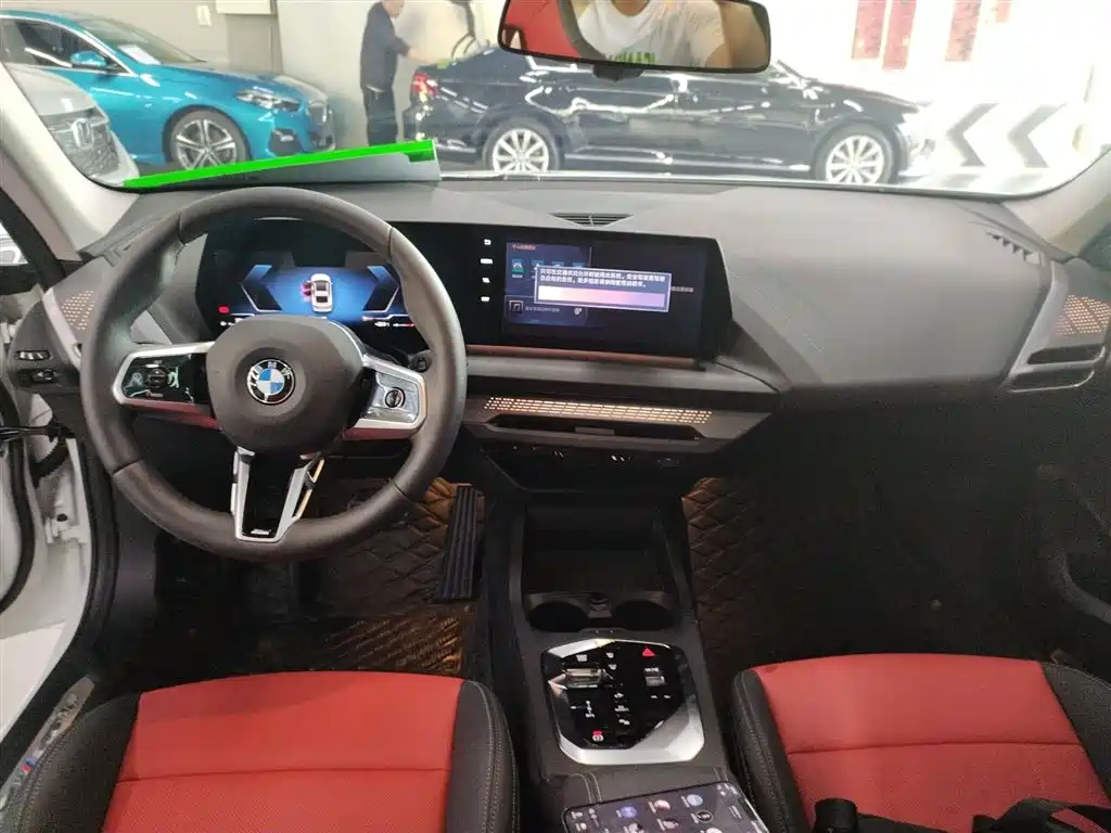 Фото 10 - BMW 2 Series