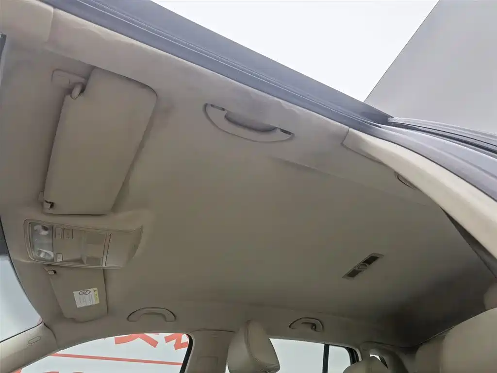 Volkswagen Tiguan 2015 1.8TSI Automatic 2WD Trendline фото 14