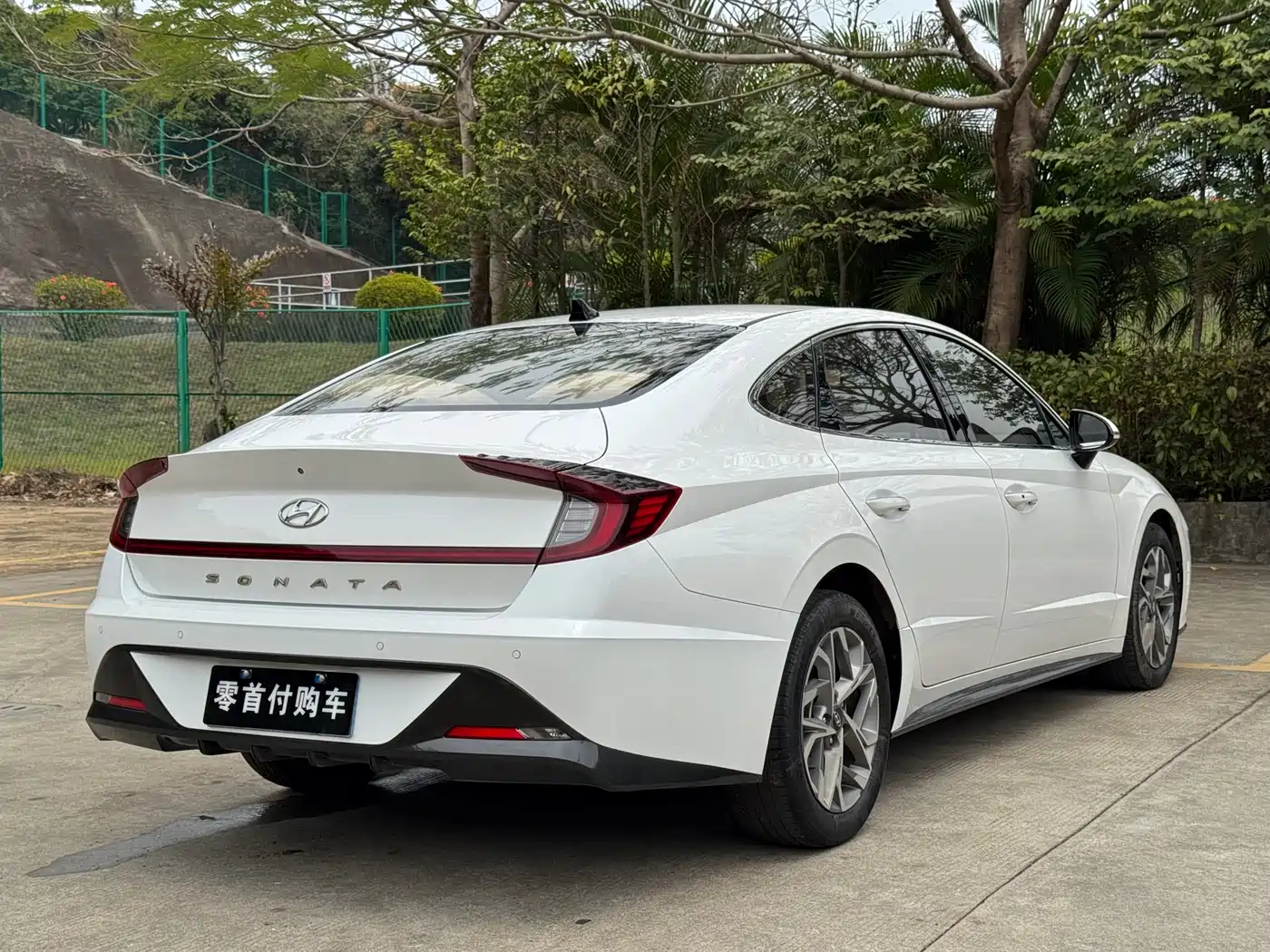 Hyundai Sonata 2020 270TGDi DCT GL Leading Edition фото 18
