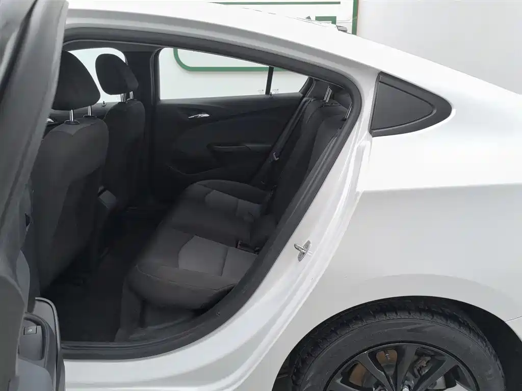 Chevrolet Cruze 2018 Redline 320 Automatic Pioneer Edition фото 15